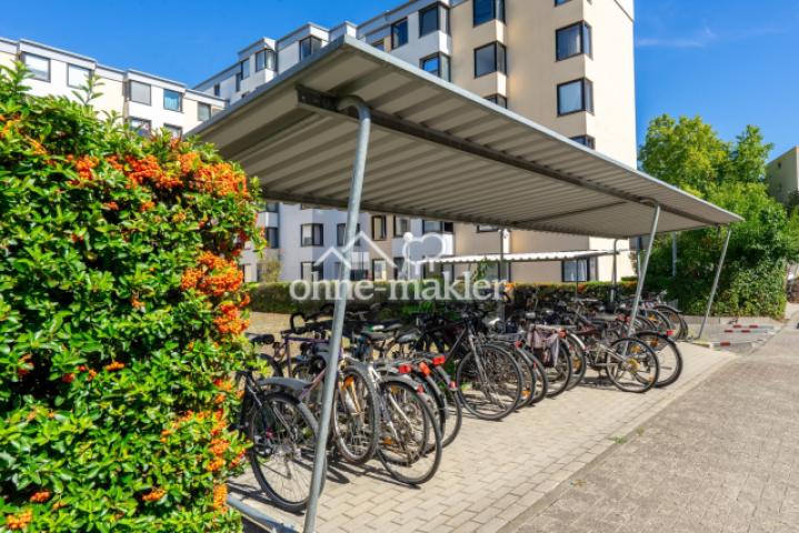 Überdachte Fahrradstellplätze