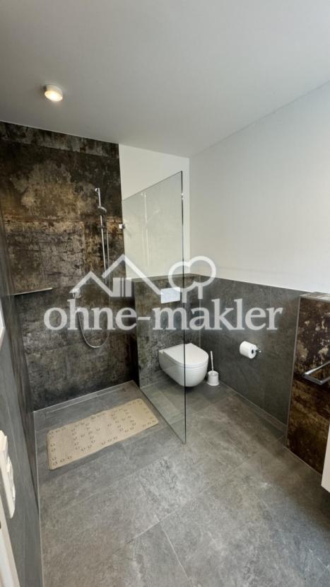 Badezimmer 2