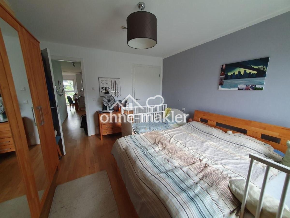 Schlafzimmer mit En Suite Bad