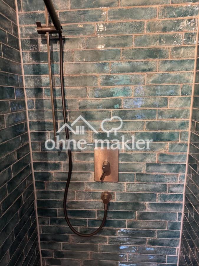 Backhaus Dusche