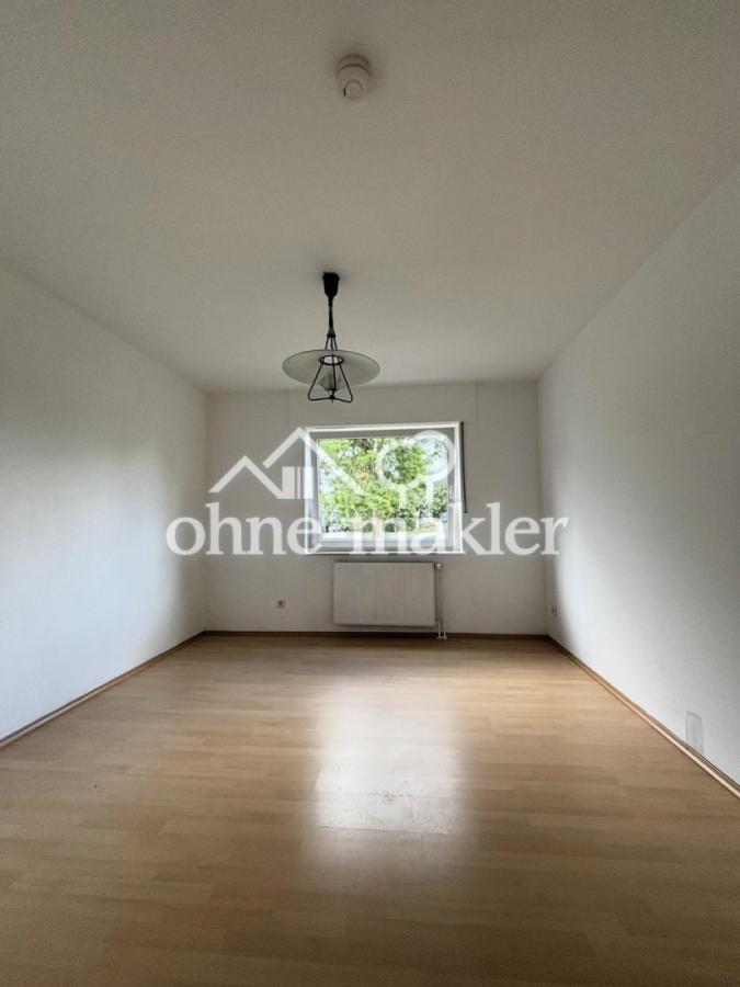 Schlaf-/Arbeitszimmer