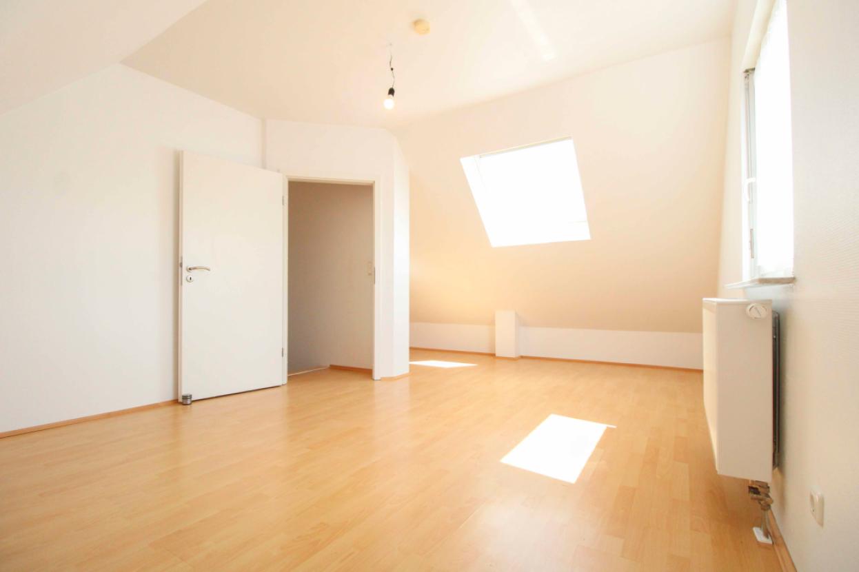 Schlafzimmer DG