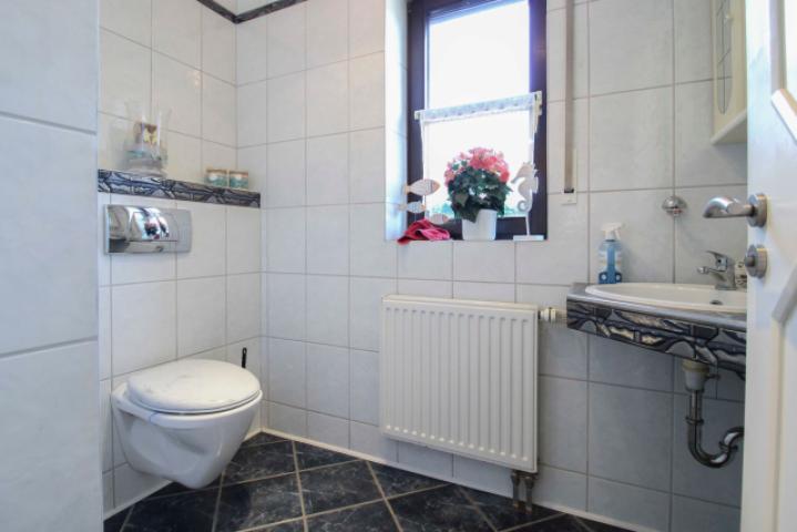 06 Gäste WC