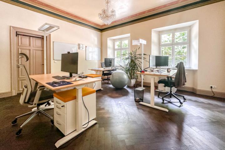 Büro 3