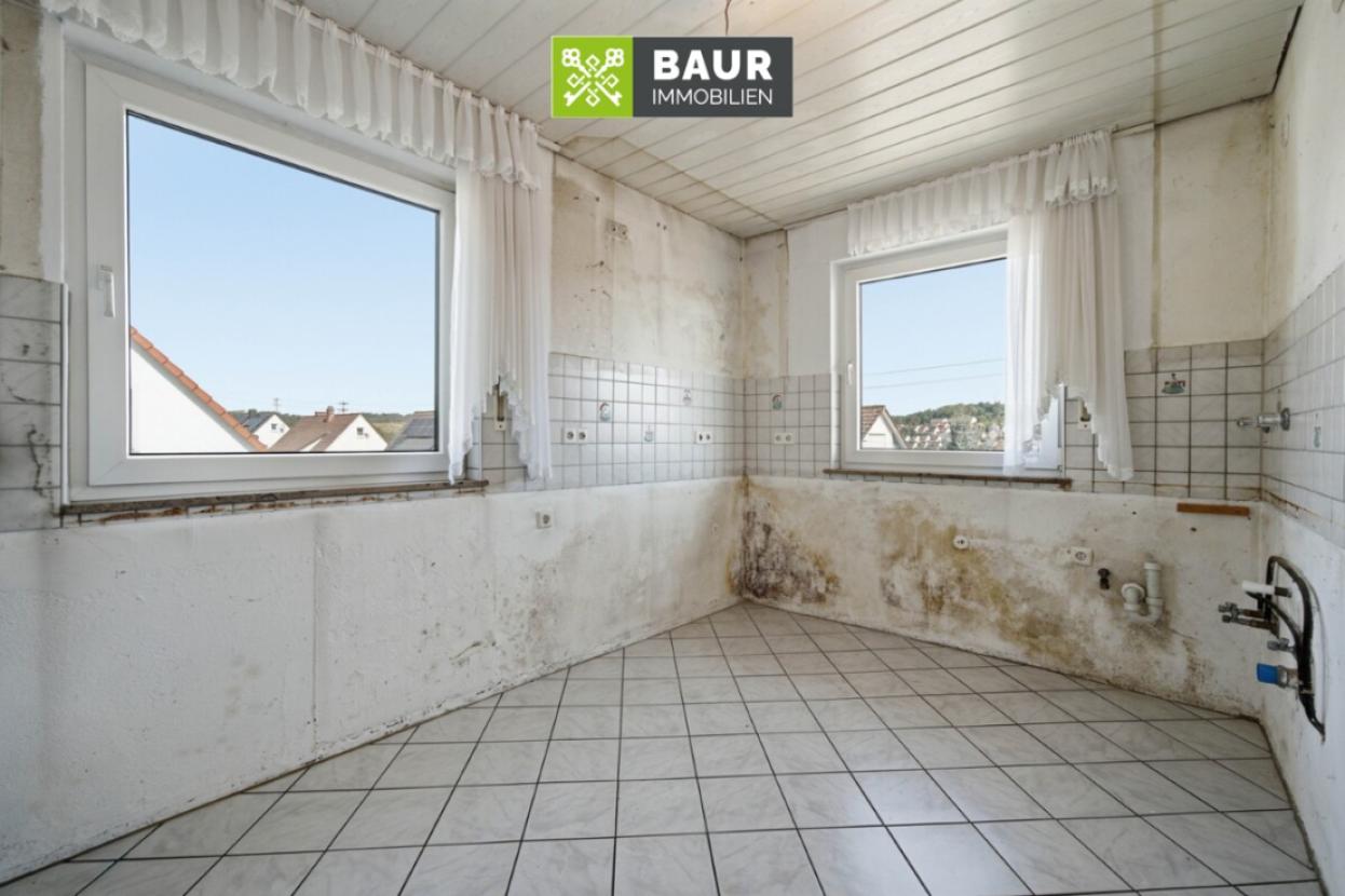 OG Küche Wohnung 2