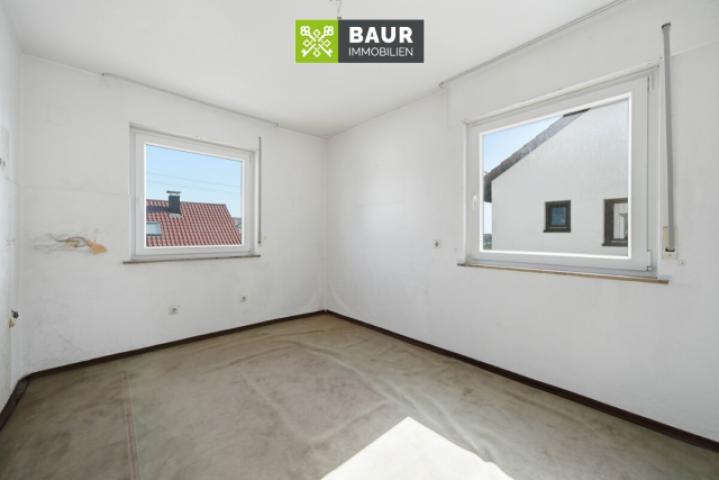 OG Zimmer Wohnung 3