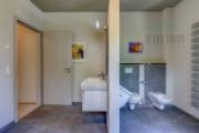 Badezimmer 1 (OG)