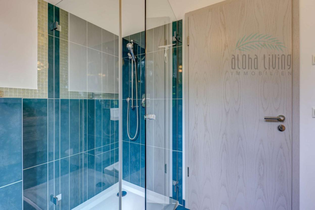 Badezimmer 2 (OG)
