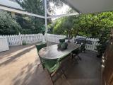großzügige Terrasse