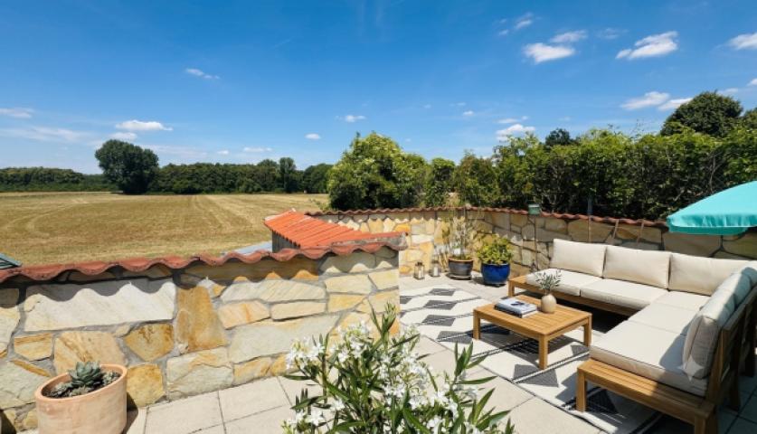 Terrasse ( Staged )