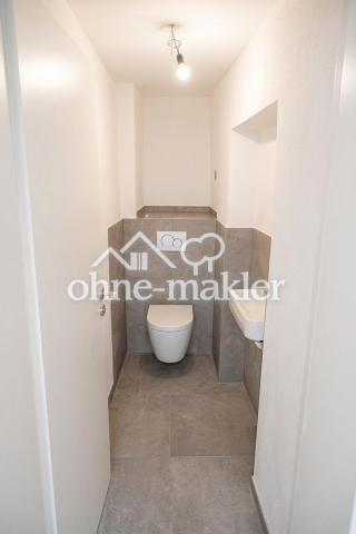 separates WC