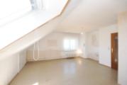 Schlafzimmer DG