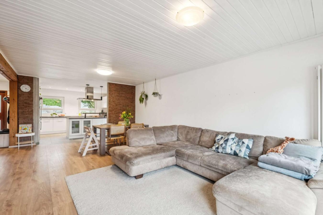 Wohnzimmer Eppstein Einfamilienhaus  (21)