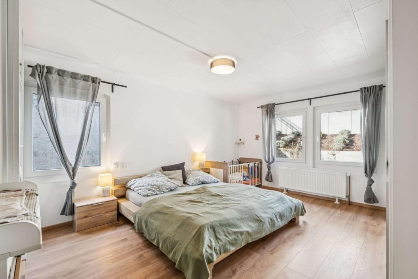 Schlafzimmer Eppstein Einfamilienhaus  (2)