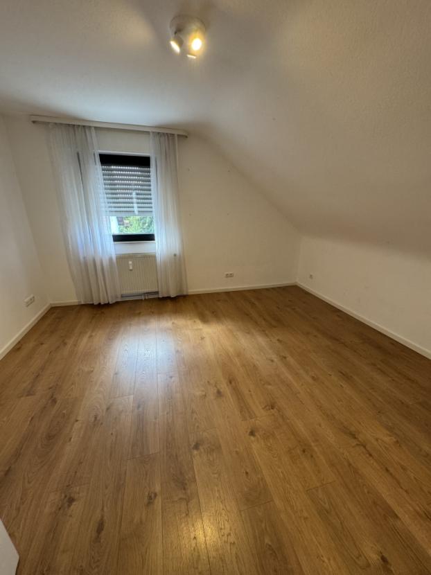 Schlafzimmer DG