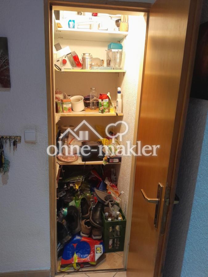 Abstellkammer 2