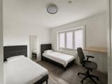 Kinder-/Arbeitszimmer