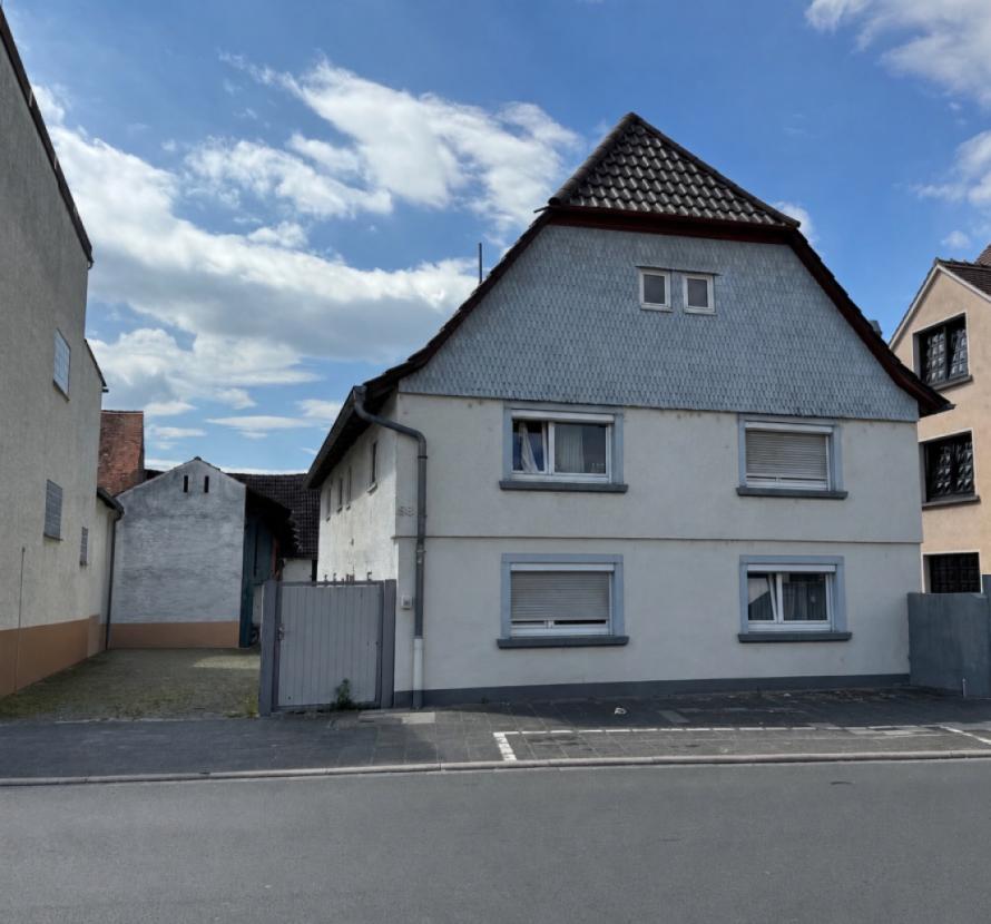 Straßenansicht Altbestand