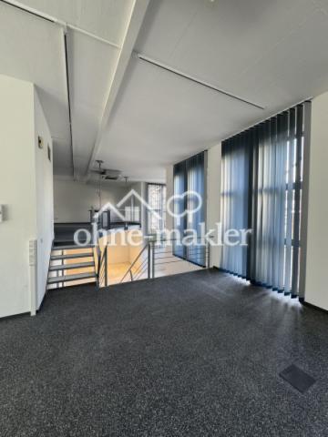 Atelier Raum Eingang Straße EG
