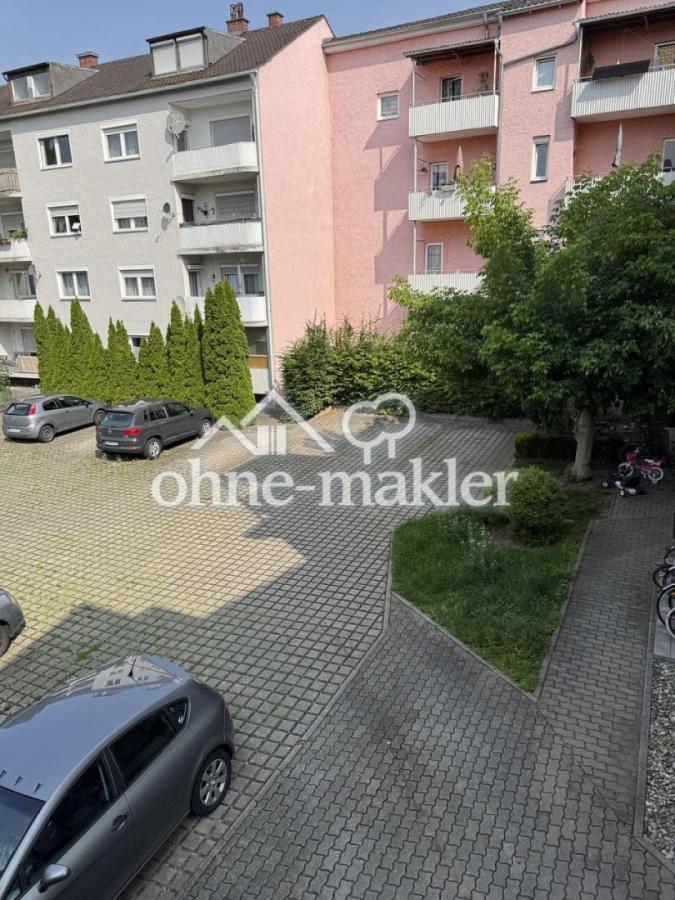 Parkplätze EG 