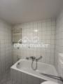 Badezimmer / Badewanne 2.OG