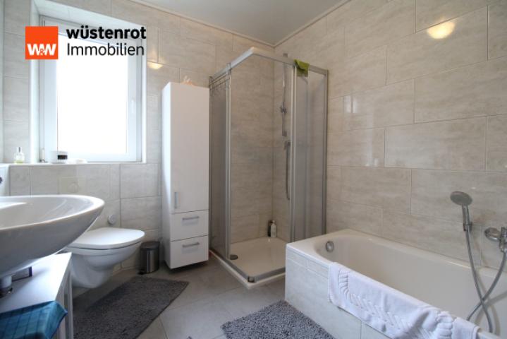 Badezimmer EG