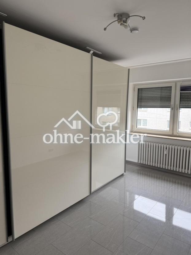 Schrank Schlafzimmer