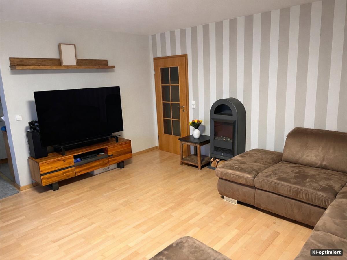 Wohnzimmer 2 (KI-optimiert)