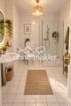 Dusche mit Toilette