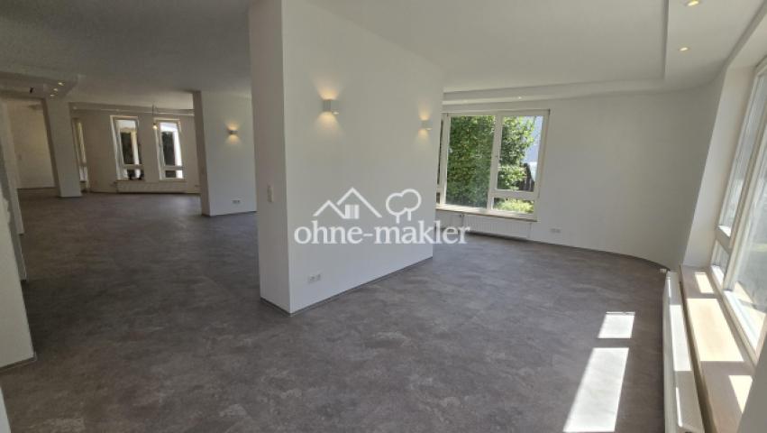 Büro / Leseecke