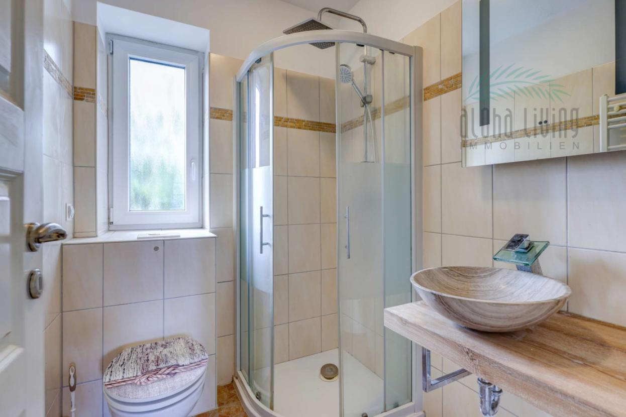 Badezimmer 2 (EG)