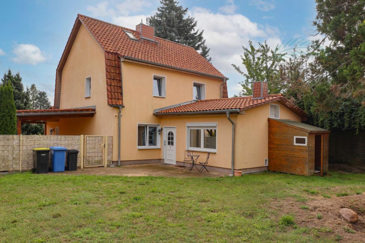 Hausansicht (Rückseite)