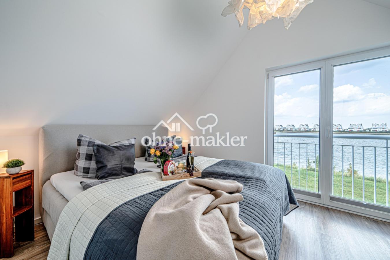 Schlafzimmer mit großen Doppel