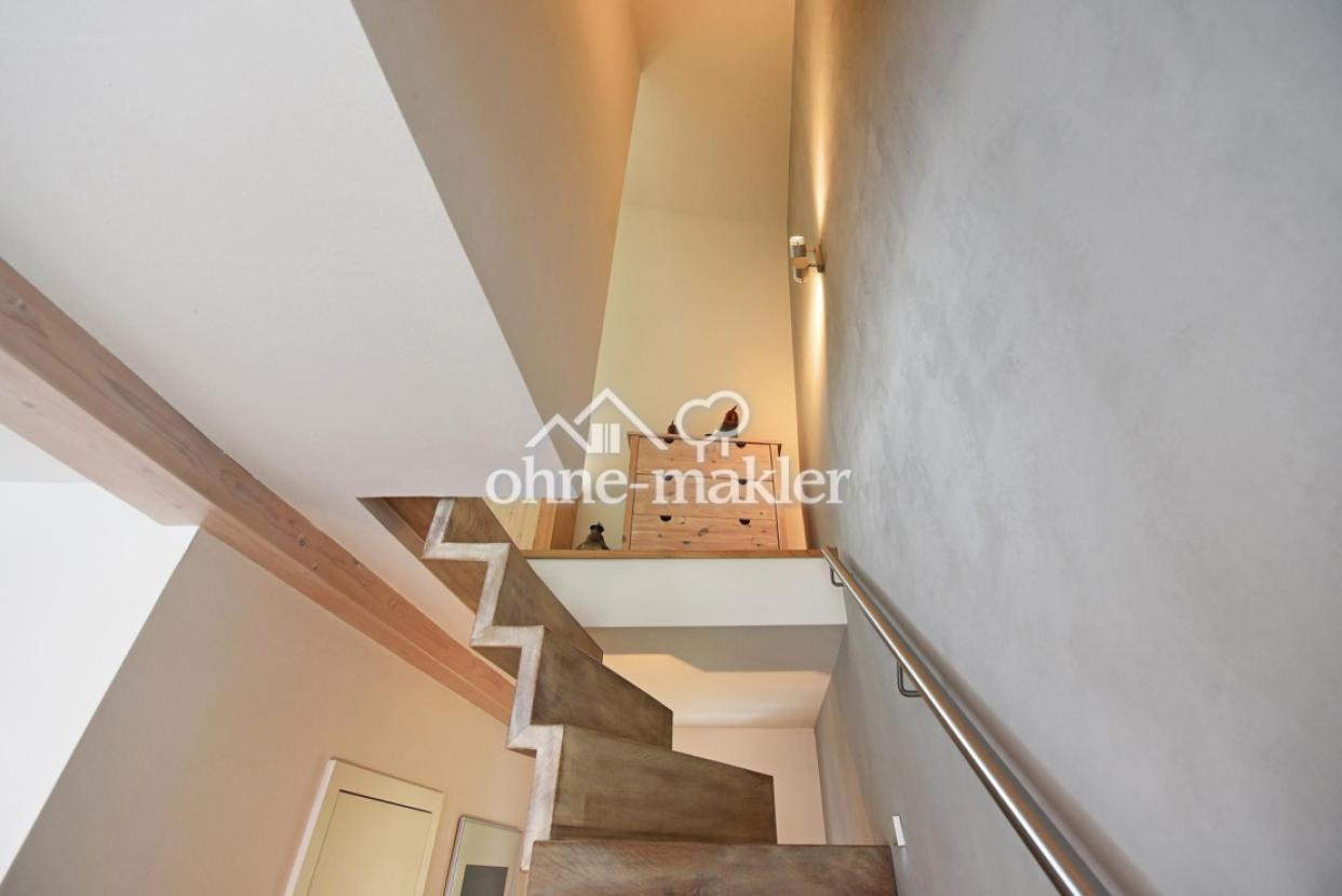 Treppe OG zum DG