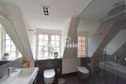Badezimmer mit Dusche