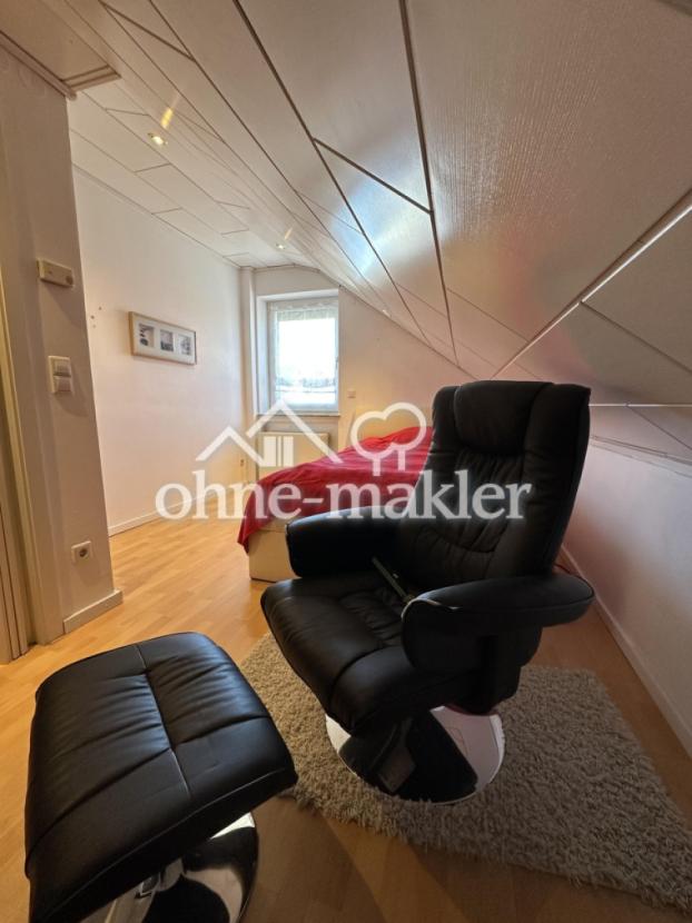 Schlafzimmer DG 2
