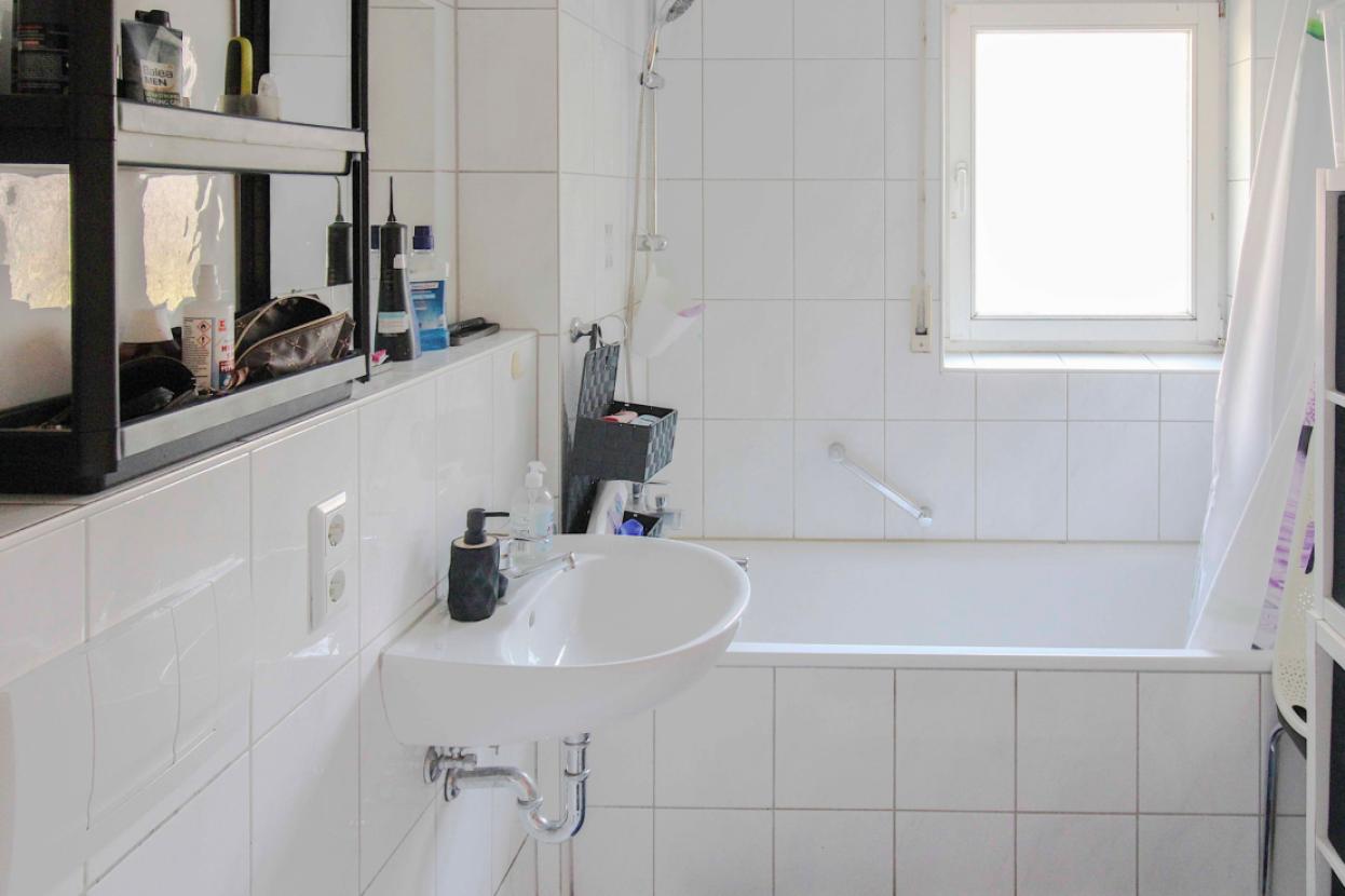 Badezimmer mit Badewanne