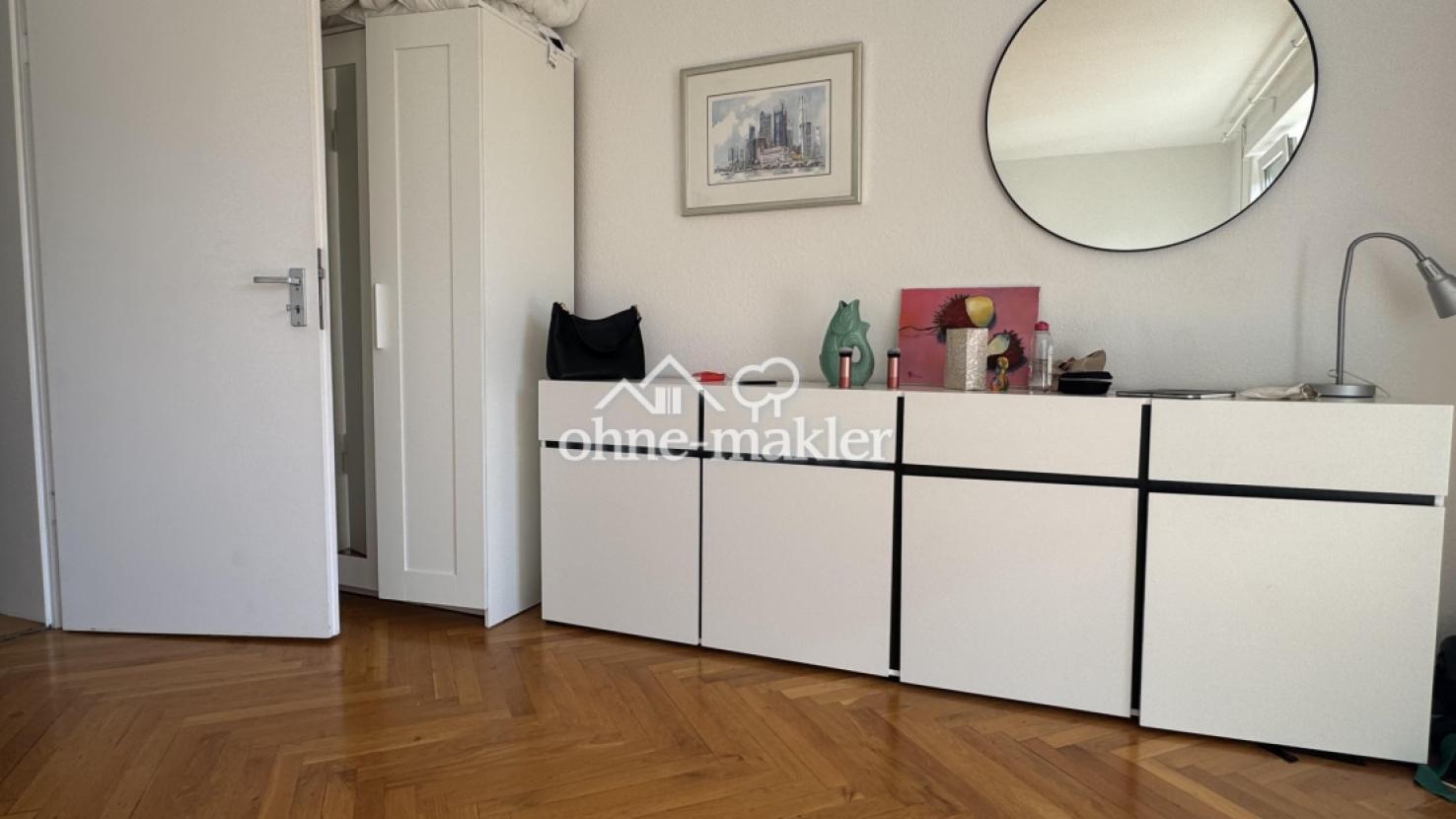 Zimmer 1 mit Balkonzugang