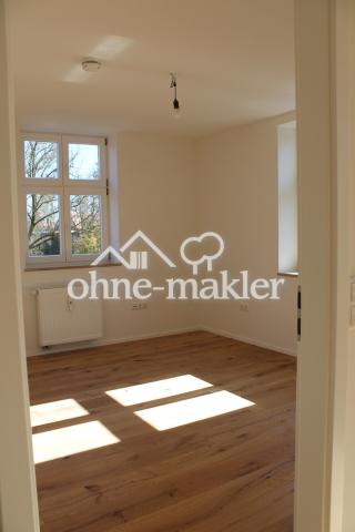 Schlafzimmer / Büro II