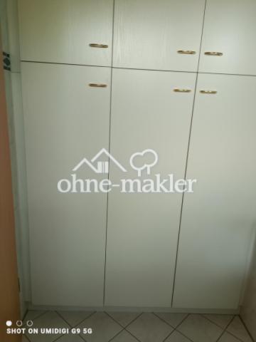 Einbauschrank im Gäste-WC