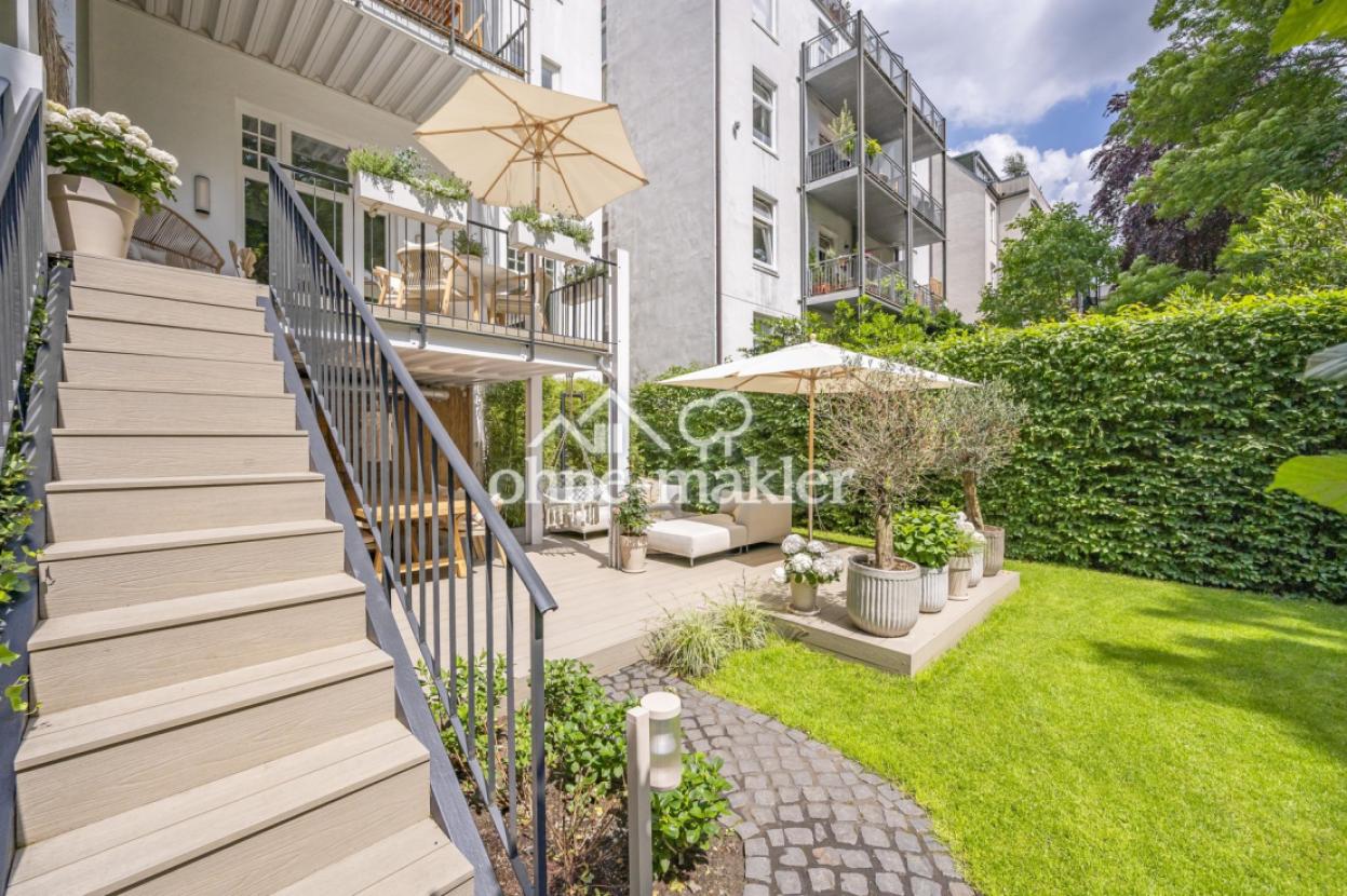 untere Terrasse Gartenseite