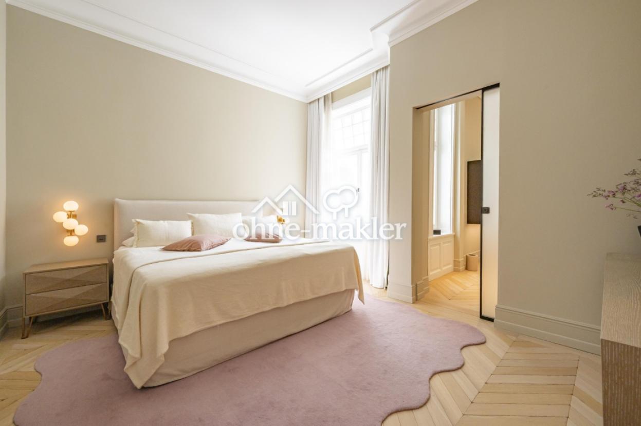 Schlafzimmer mit Bad 'en suite
