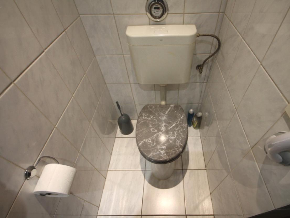 WC Bild 1