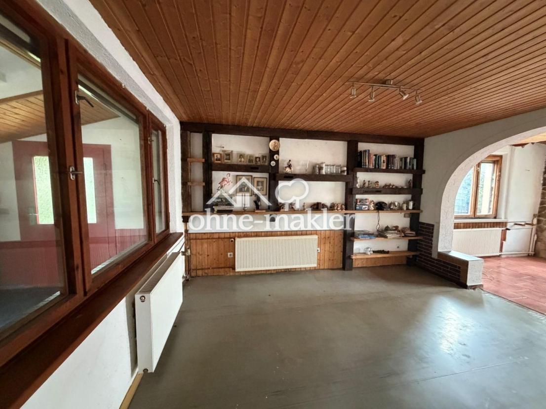 Wohnzimmer B1