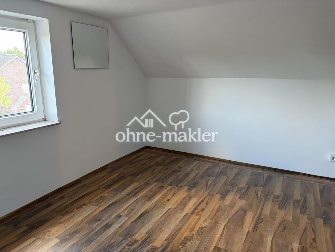 Büroraum im Dachgeschoss