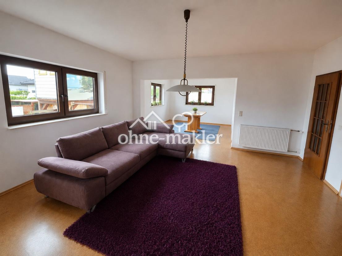 Wohnzimmer / Esszimmer