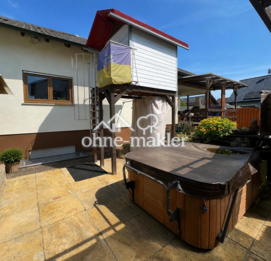 Garten mit Dusche