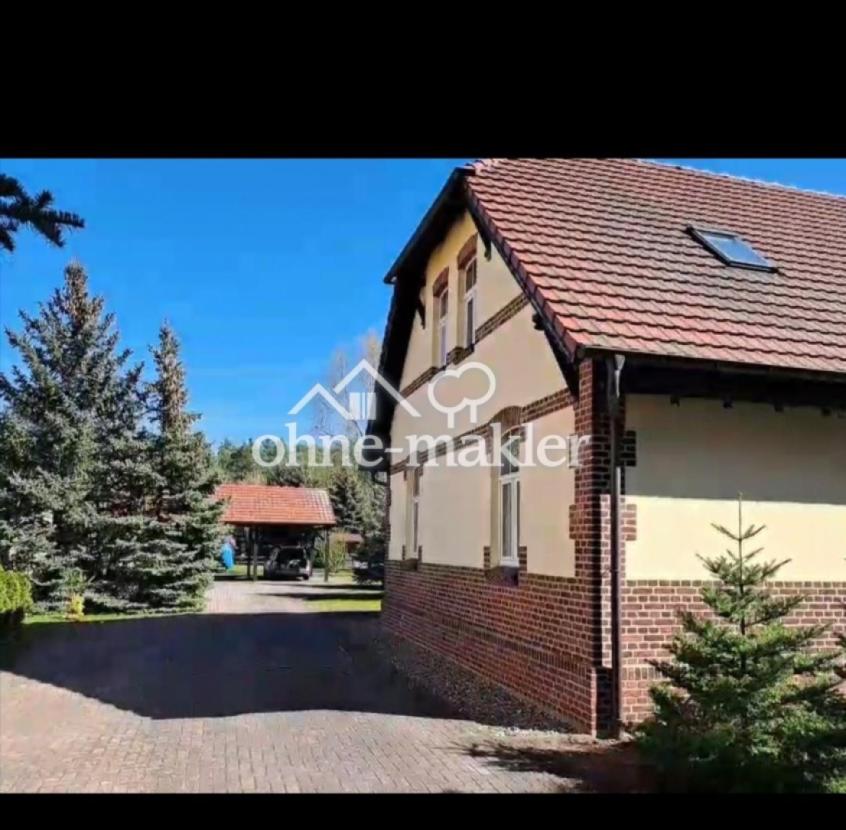 Haus Auffahrt