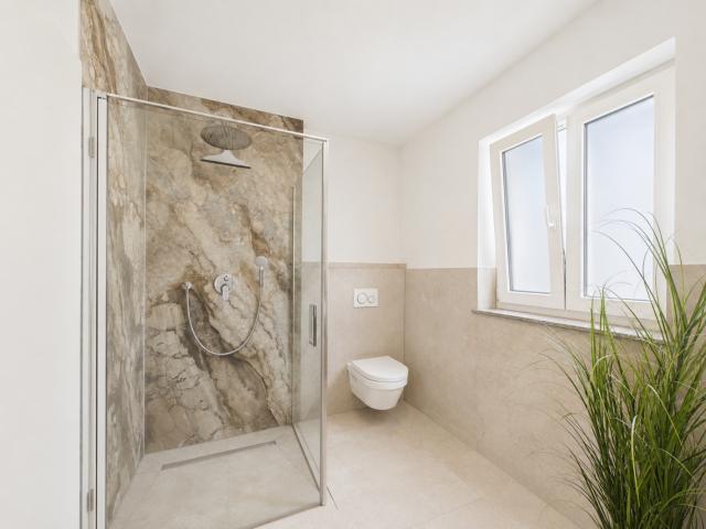 Badezimmer EG