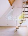 DG – Wohnbereich mit Treppe